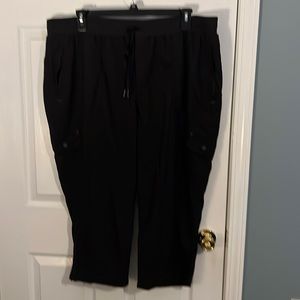 LL Bean plus vista camp black capri 3x euc